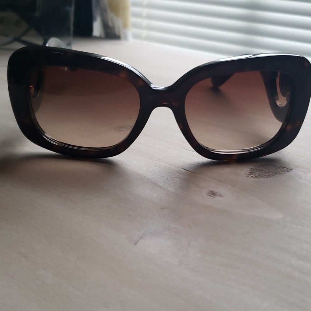 Sun glasses
